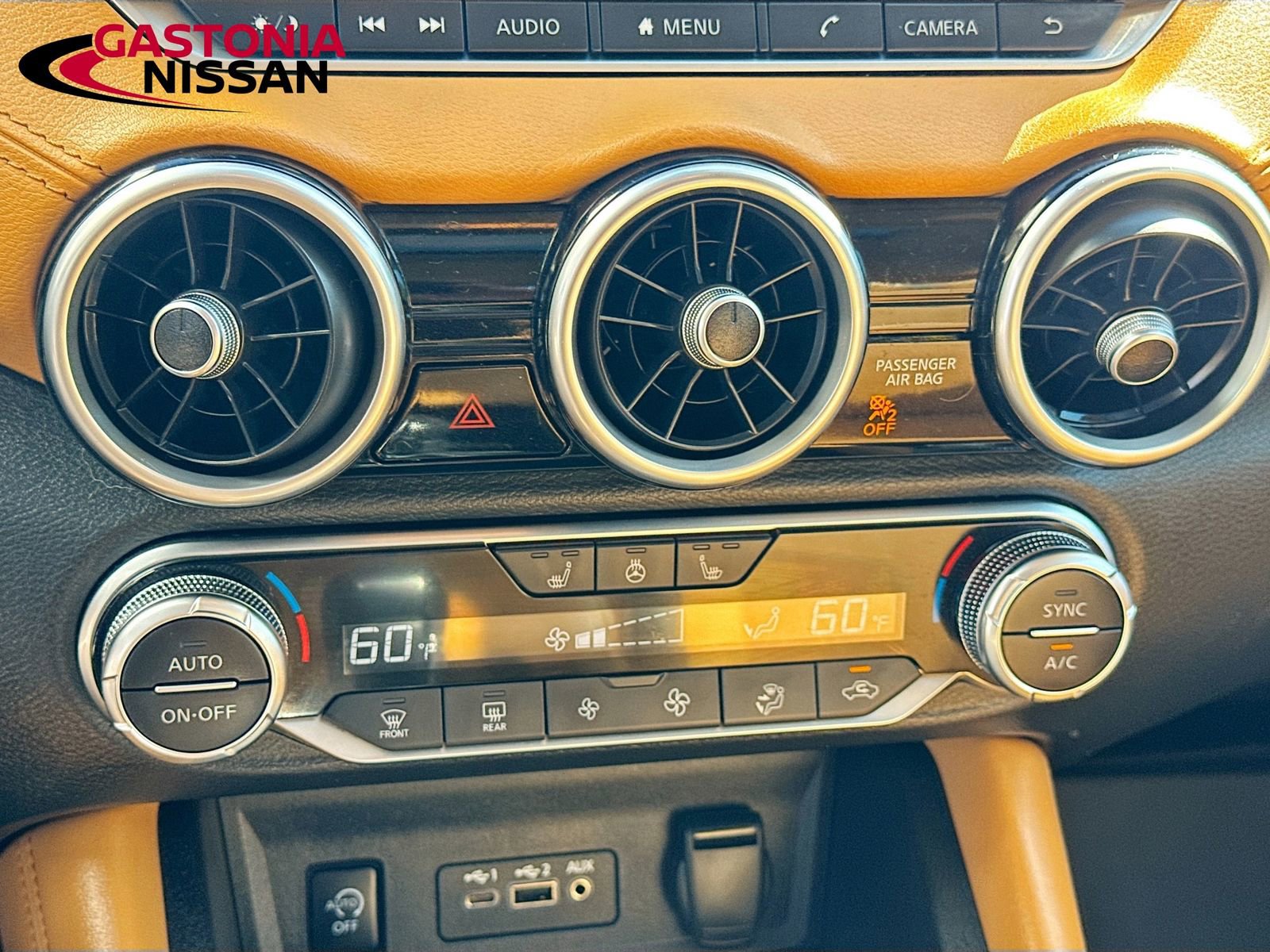 Used 2024 Nissan Sentra SV w/ SV Premium Package image 18