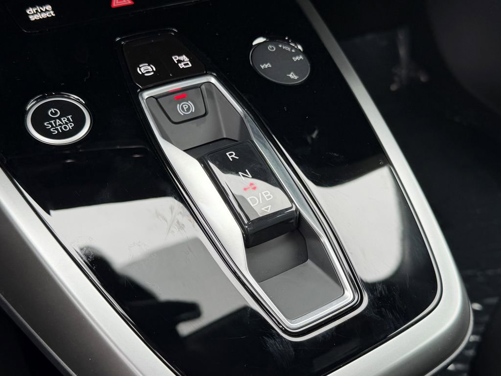 Certified 2024 Audi Q4 e-tron Premium Plus w/ Premium Plus image 32