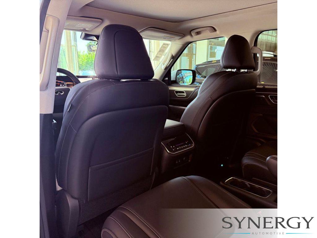 Certified 2026 INFINITI QX80 Pure AWD/4WD image 30