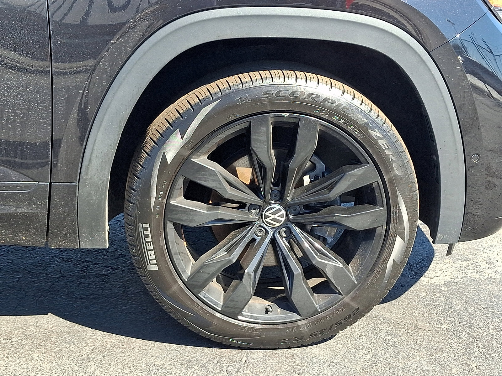 Used 2021 Volkswagen Atlas SEL Premium image 8