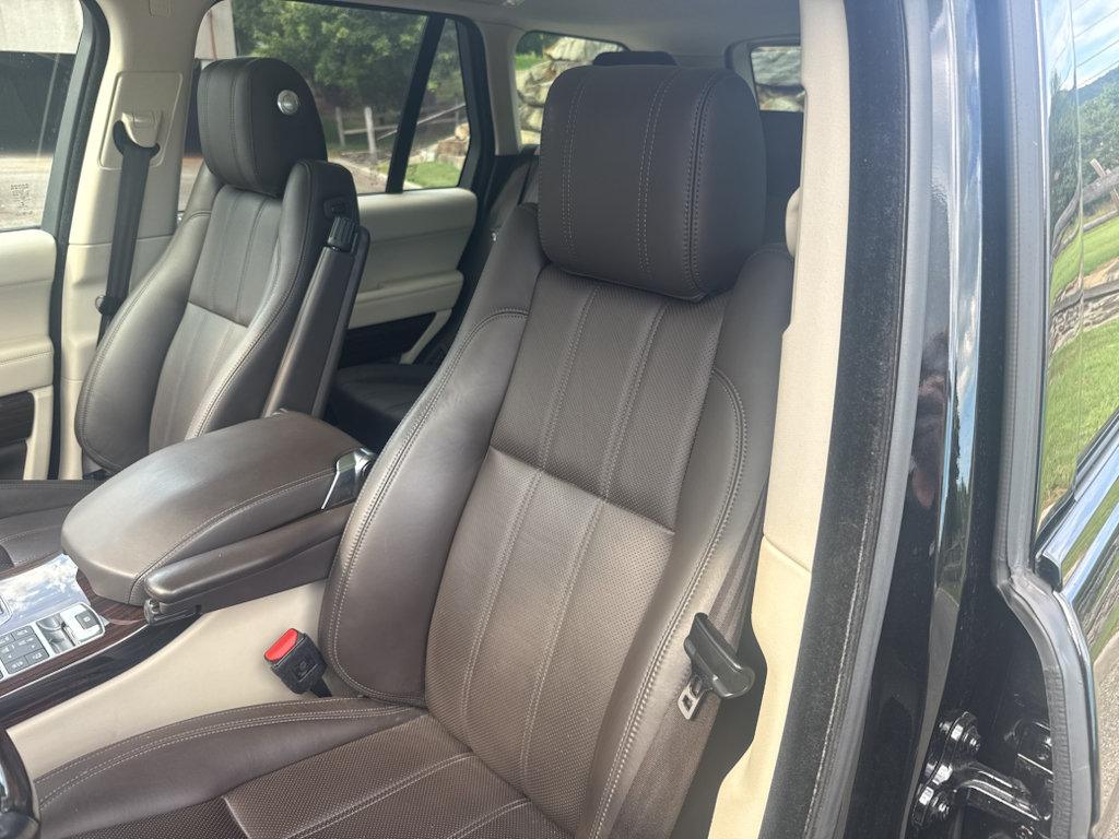 Used 2016 Land Rover Range Rover HSE AWD/4WD image 9