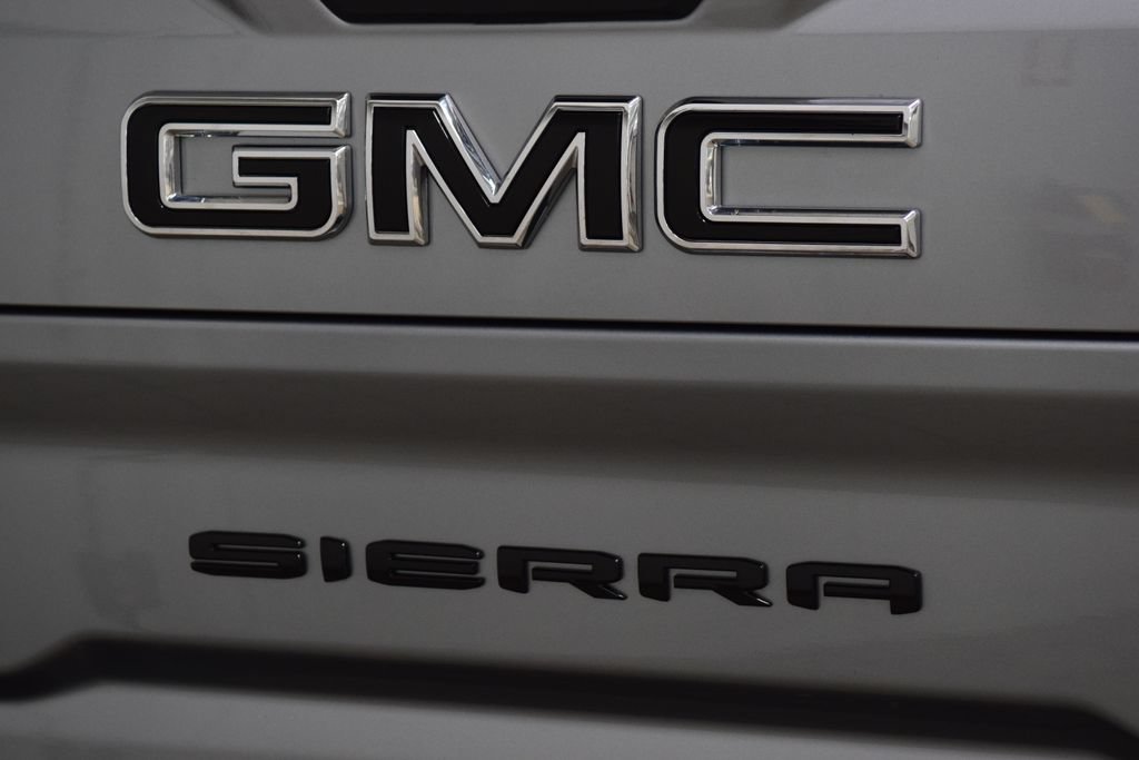 Used 2024 GMC Sierra 2500 AT4 w/ AT4 Preferred Package AWD/4WD image 27