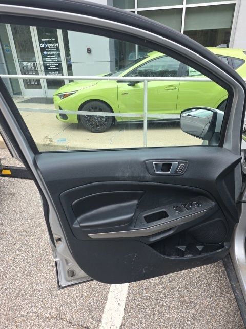 Used 2019 Ford EcoSport Titanium w/ Interior Protection Package AWD/4WD image 17