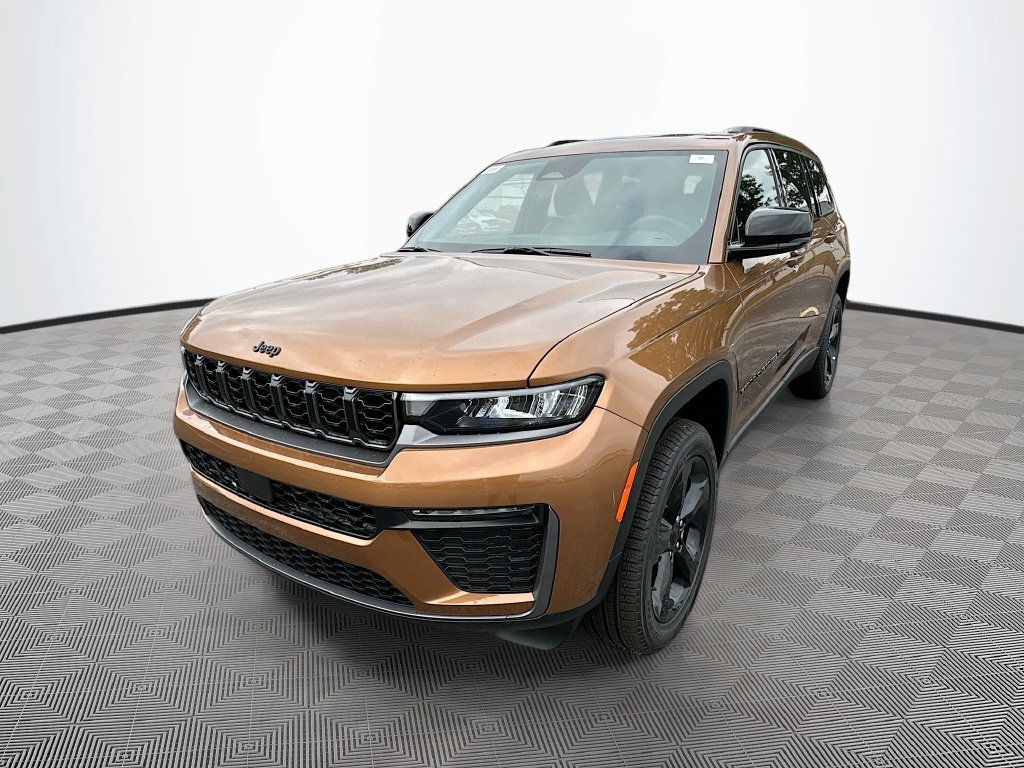 New 2026 Jeep Grand Cherokee L Limited w/ Limited Altitude Package AWD/4WD image 5