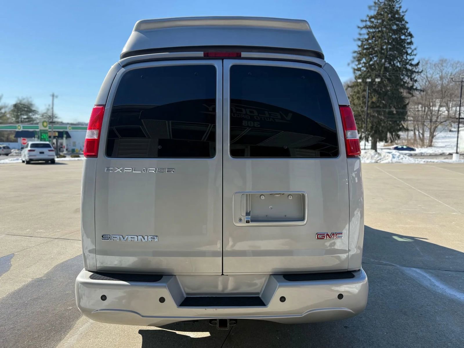 Used 2019 GMC Savana 2500 image 3