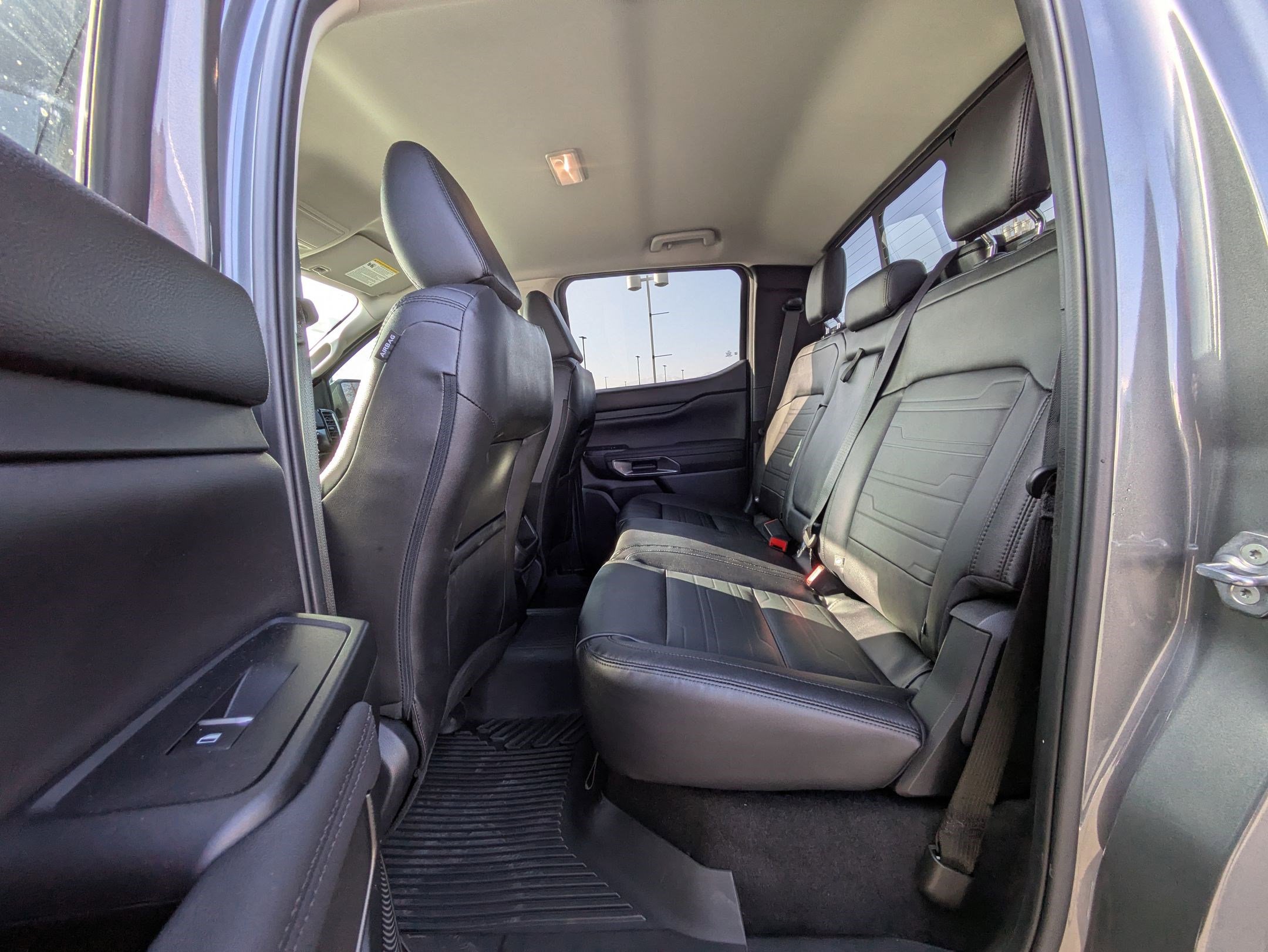 Used 2025 Ford Ranger Lariat w/ FX4 Off-Road Package image 31