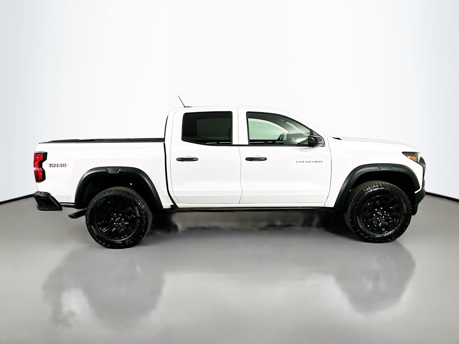 Used 2026 Chevrolet Colorado Trail Boss AWD/4WD image 11