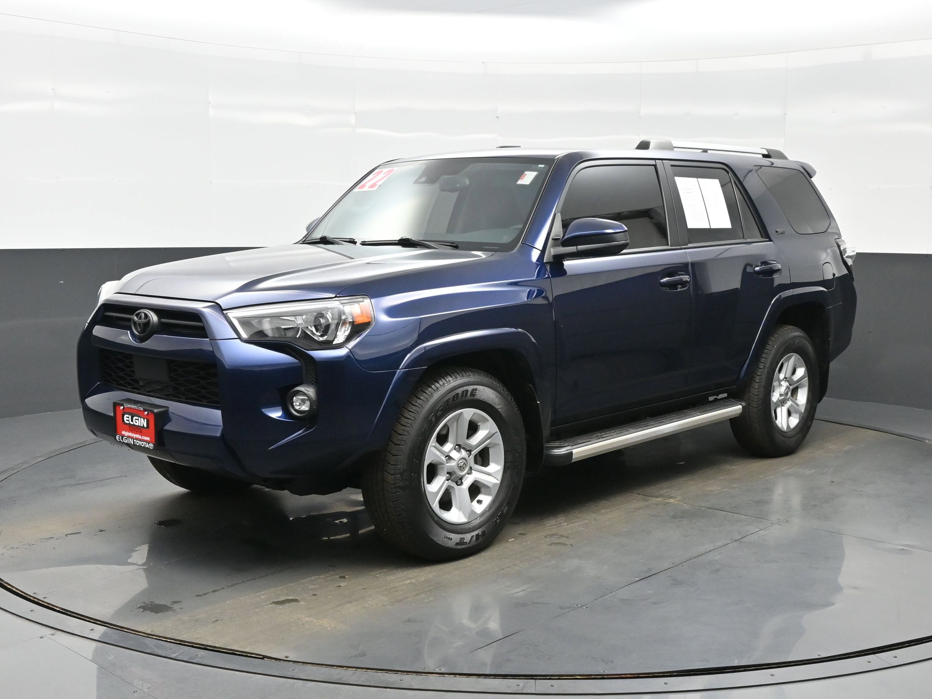 Used 2022 Toyota 4Runner SR5 image 2
