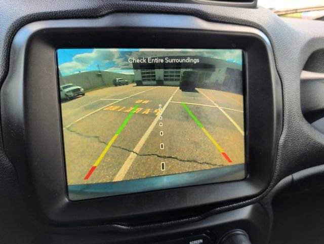 Used 2021 Jeep Renegade Latitude AWD/4WD image 26