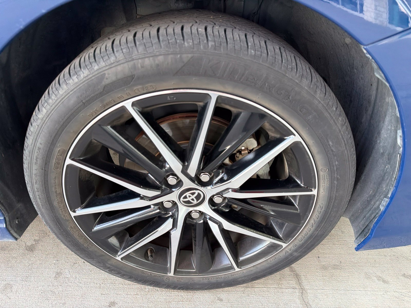 Used 2024 Toyota Camry SE FWD image 14