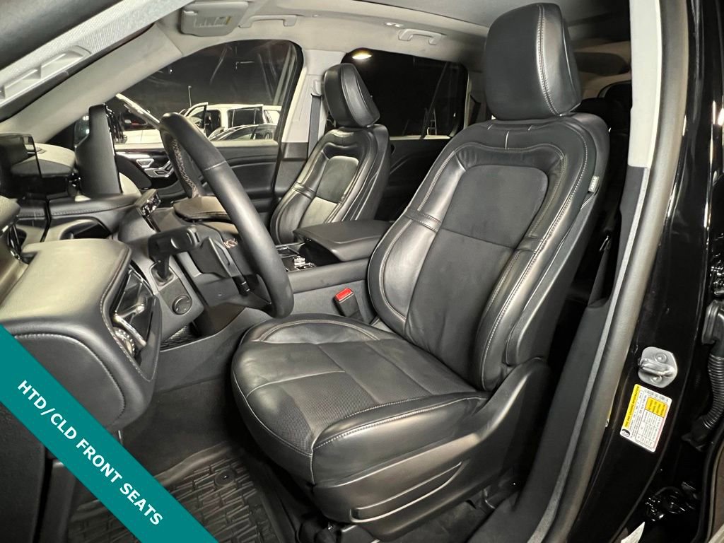 Used 2025 Lincoln Aviator Reserve w/ Illumination Package image 3