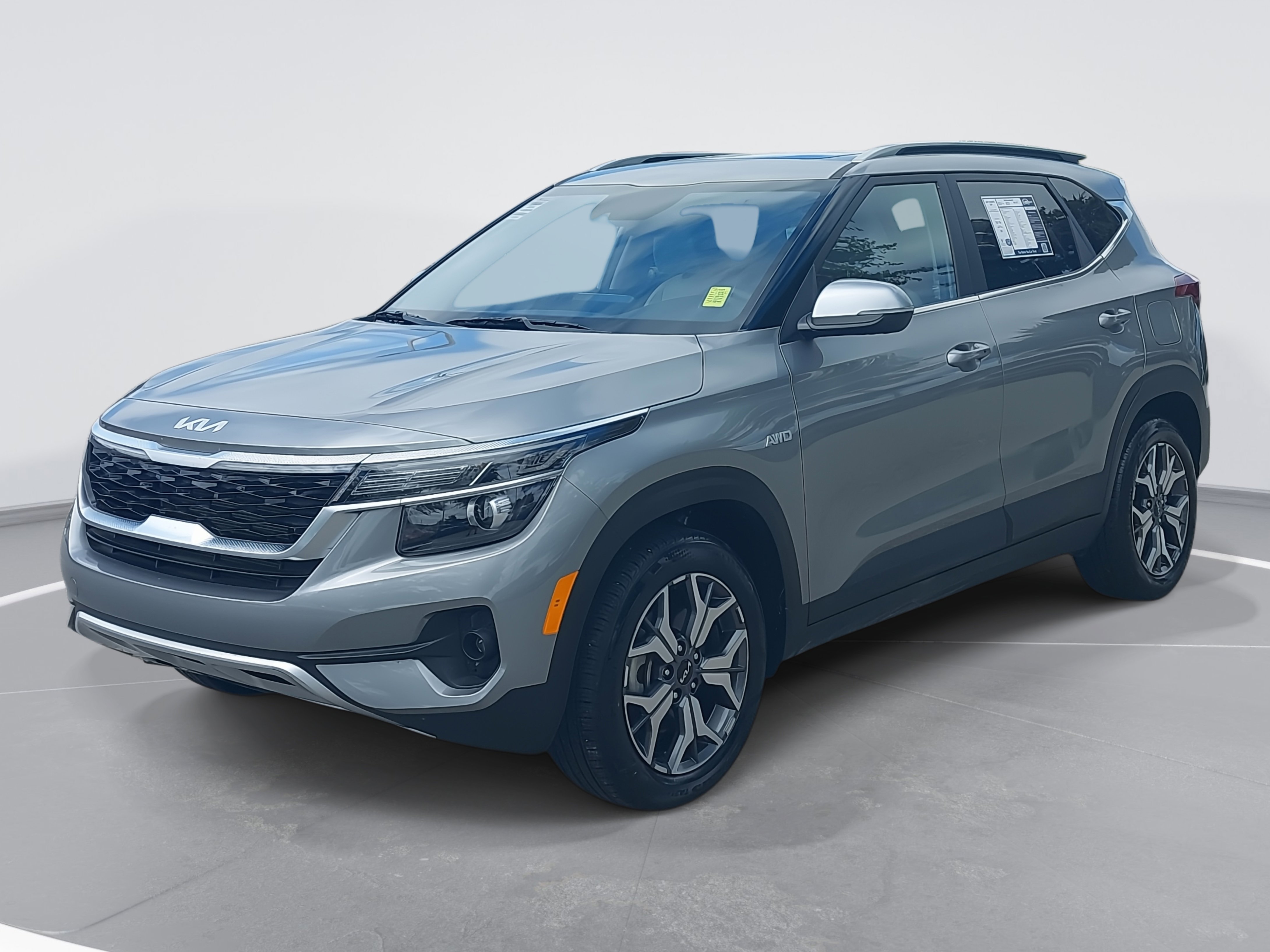 Used 2023 Kia Seltos EX