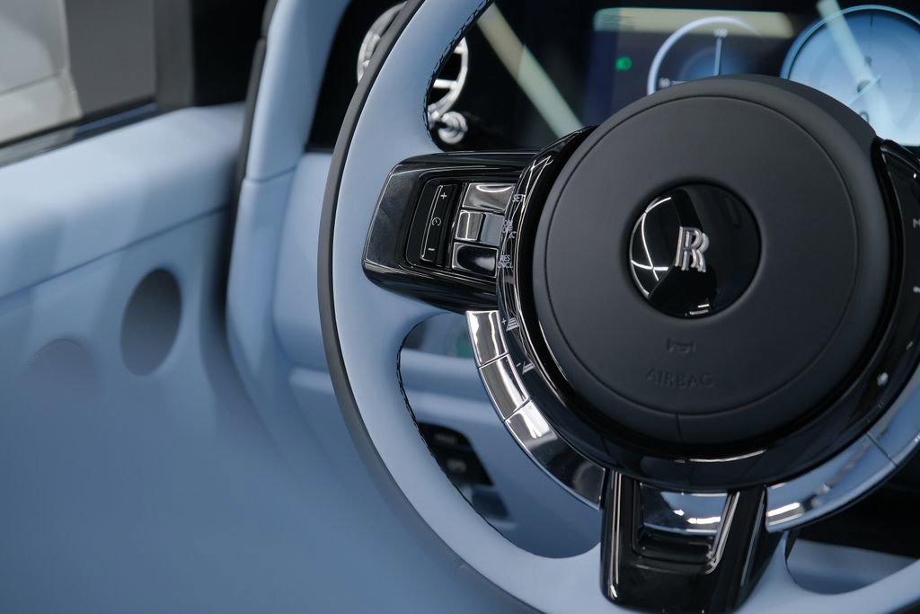 Used 2026 Rolls-Royce Cullinan image 71
