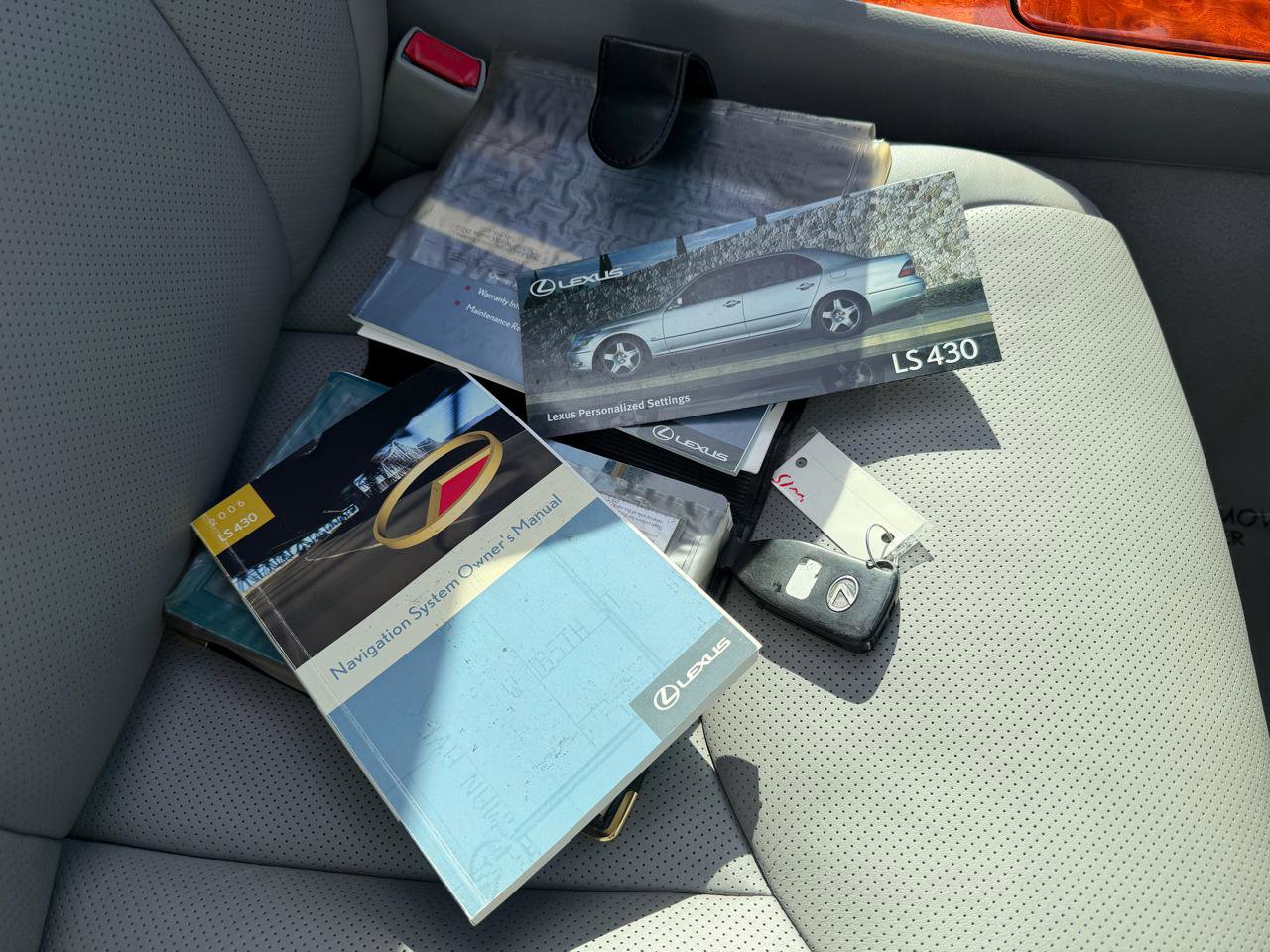 Used 2006 Lexus LS 430 image 34