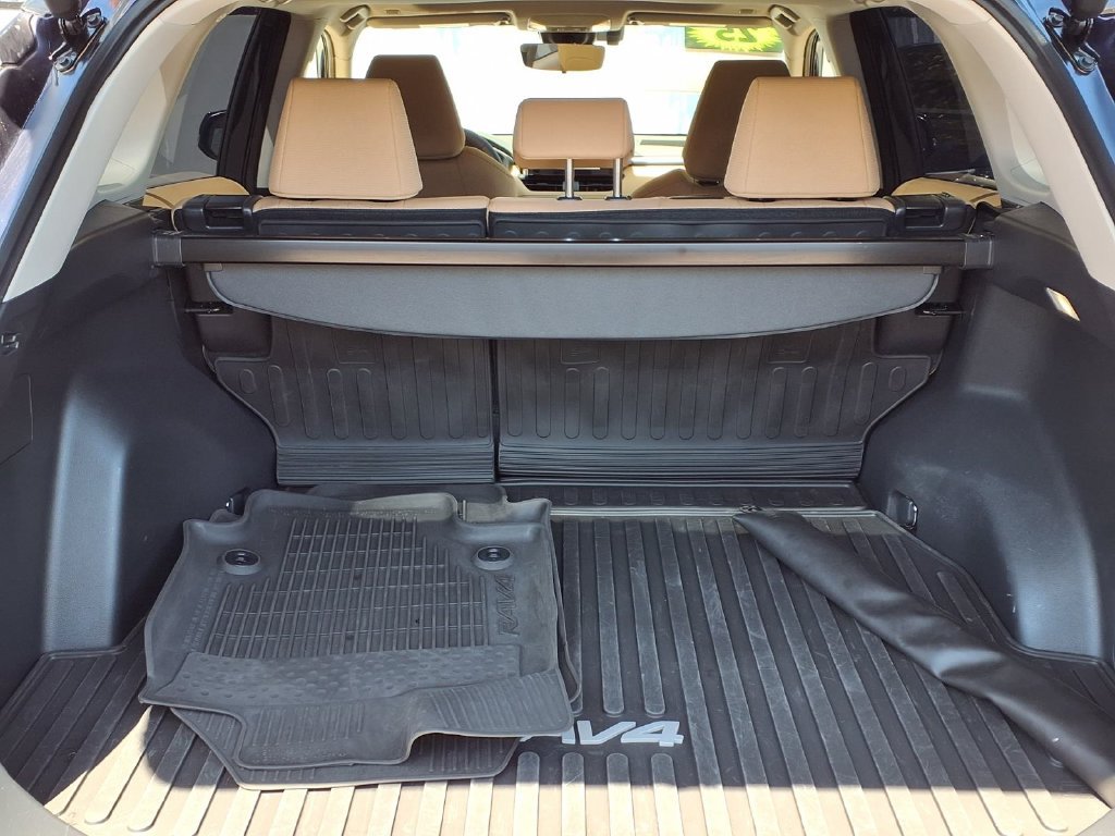 Certified 2025 Toyota RAV4 XLE w/ Convenience Package AWD/4WD image 8