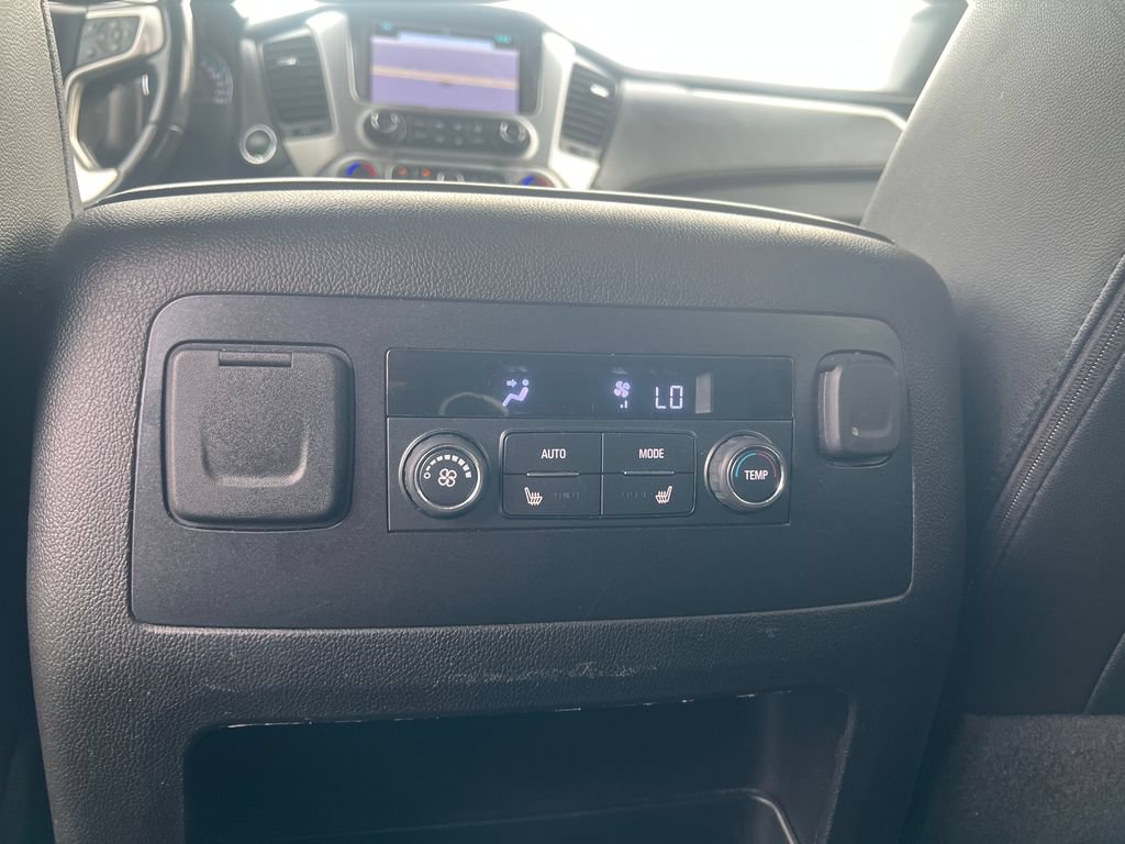 Used 2018 GMC Yukon XL SLT AWD/4WD image 22