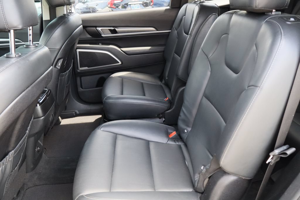 Used 2021 Kia Telluride S FWD image 25