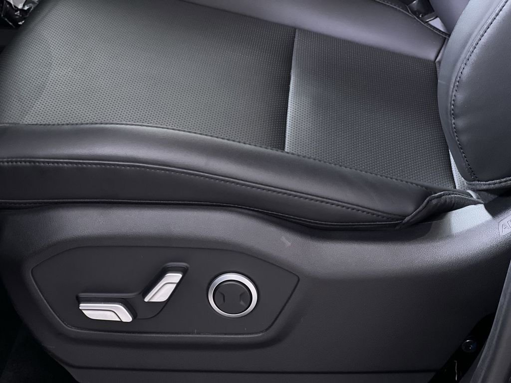 Used 2024 Hyundai Santa Fe XRT image 14