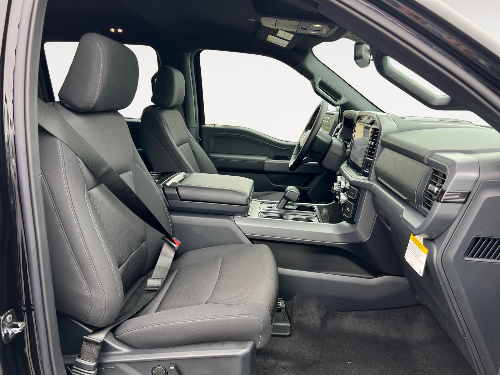 New 2025 Ford F150 XLT w/ Equipment Group 302A MID image 19