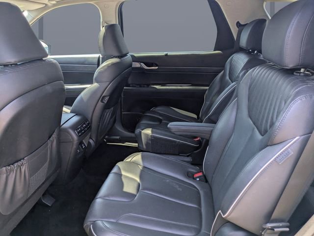Used 2024 Hyundai Palisade Limited image 13