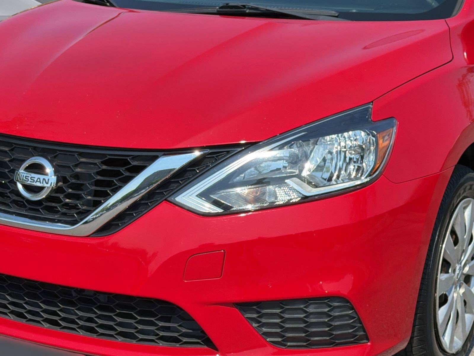 Used 2016 Nissan Sentra SV image 11