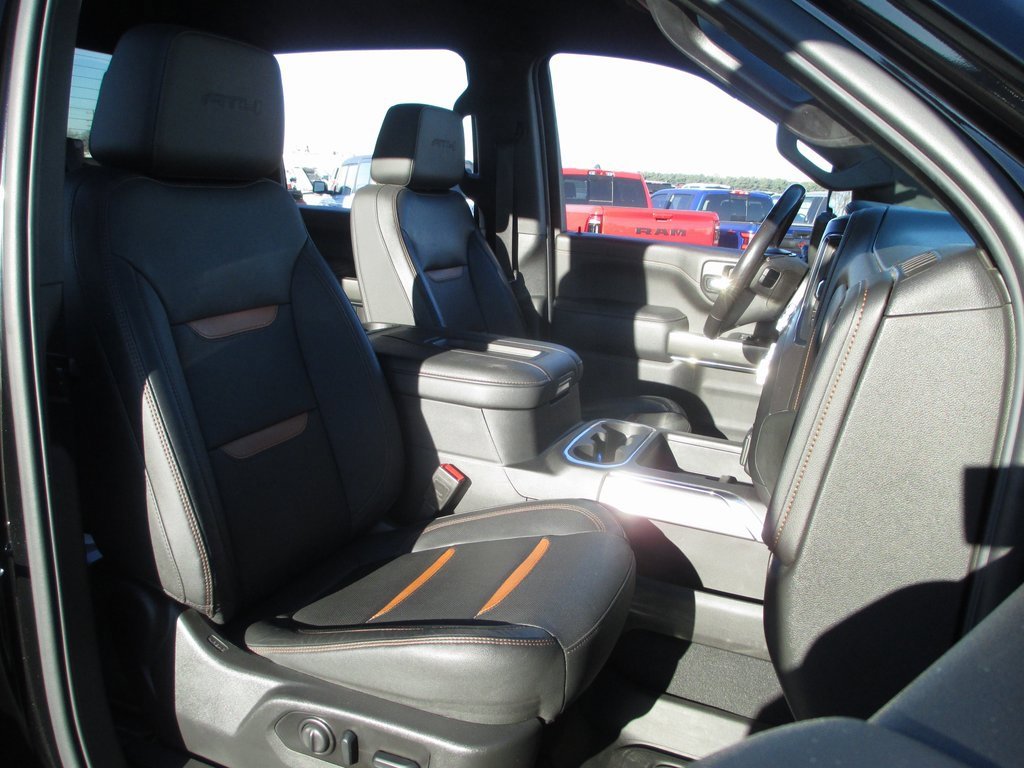Used 2021 GMC Sierra 2500 AT4 image 16