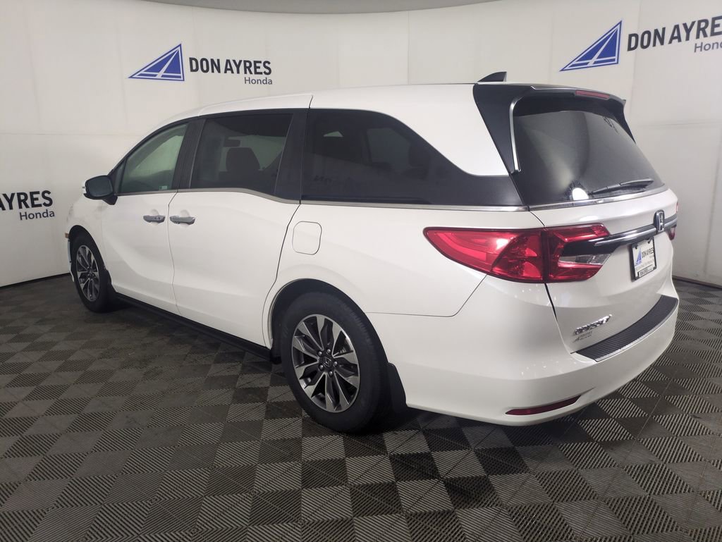 Used 2023 Honda Odyssey EX-L image 3