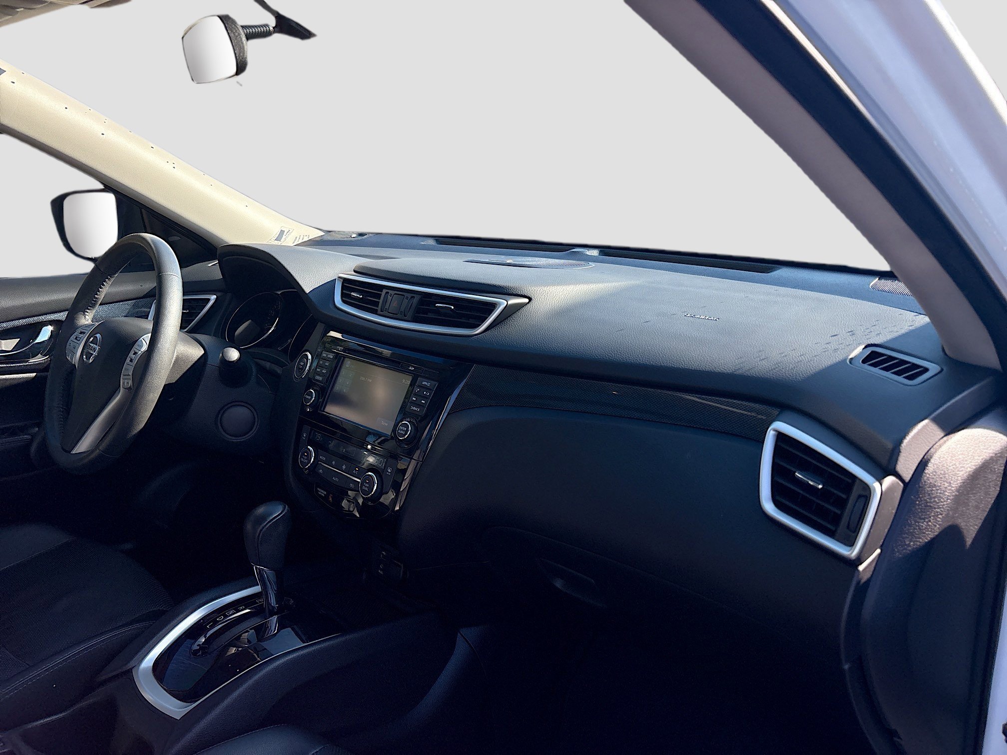 Used 2016 Nissan Rogue SL w/ SL Premium Package image 15