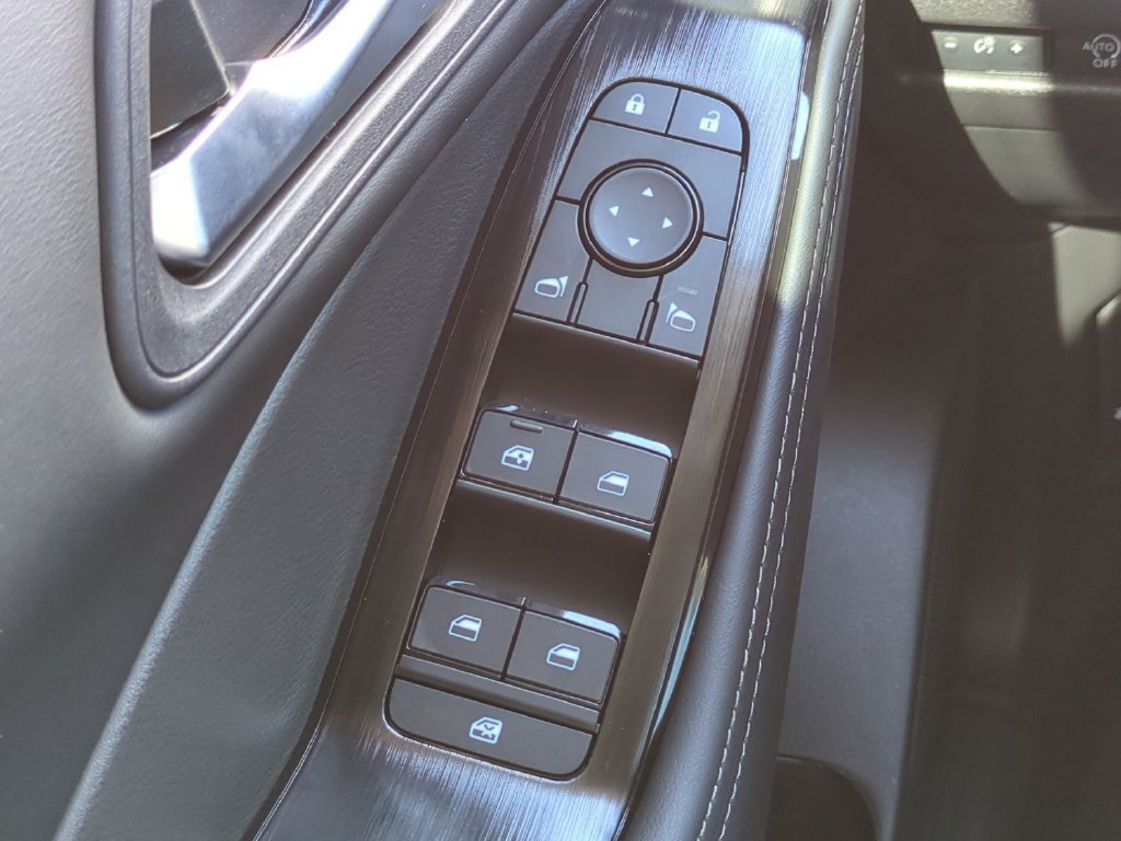Certified 2026 Nissan Rogue SV w/ Cold Weather Package FWD image 14