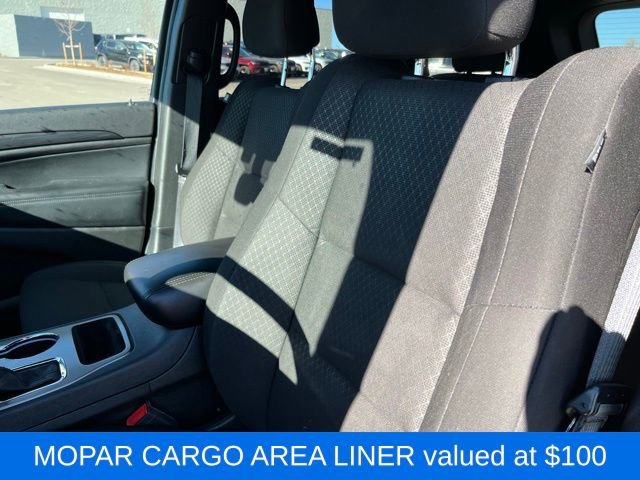 Certified 2021 Jeep Grand Cherokee Laredo w/ Security & Convenience Group image 14