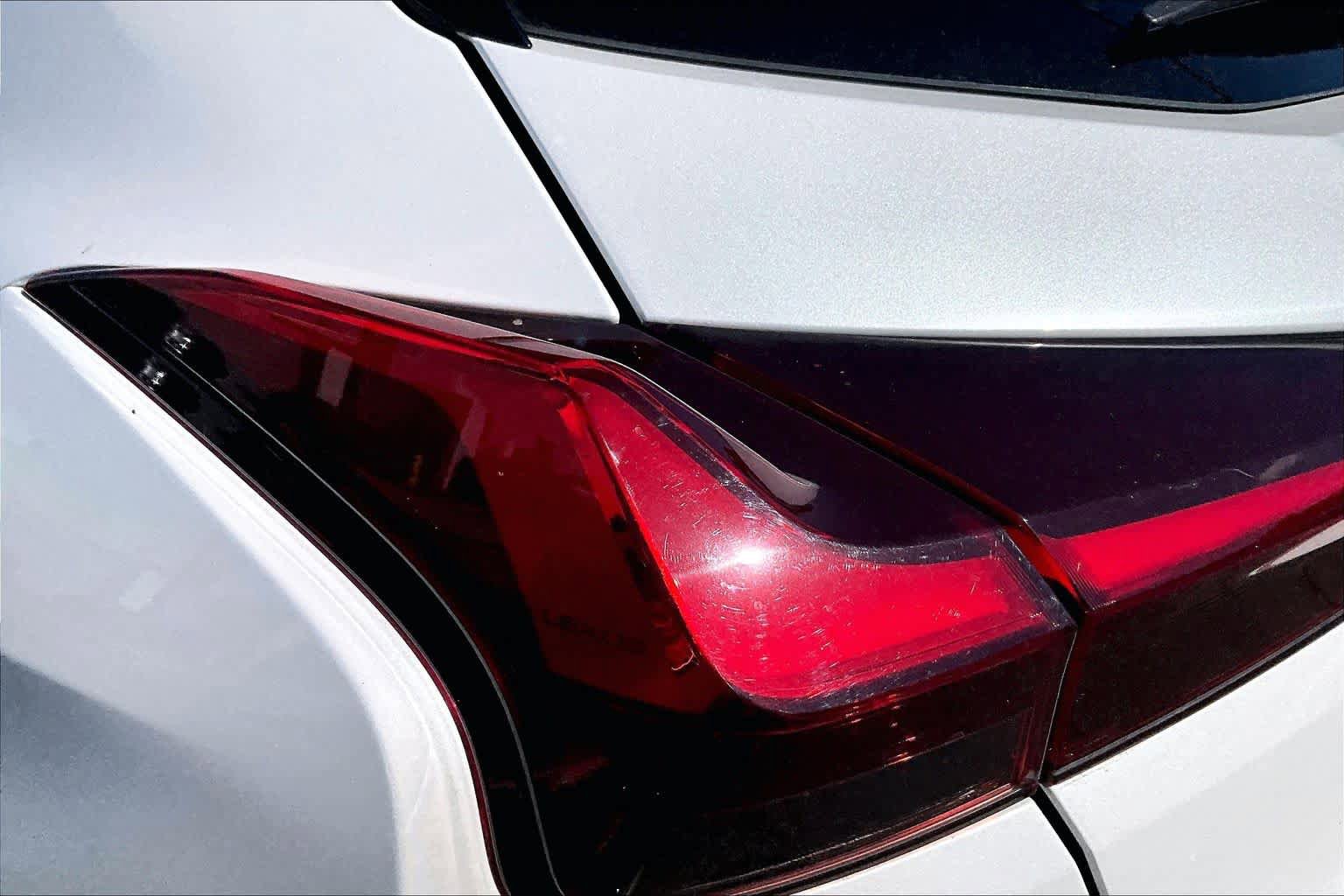 Used 2022 Lexus UX 200 w/ Accessory Package (Z1) FWD image 28