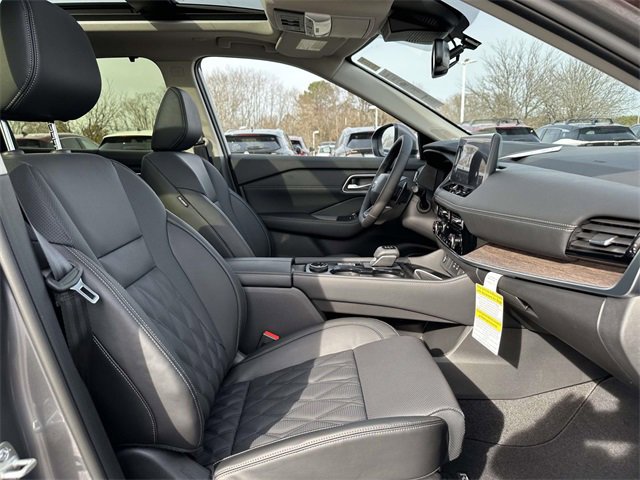 New 2026 Nissan Rogue Platinum w/ Platinum Premium Package image 10