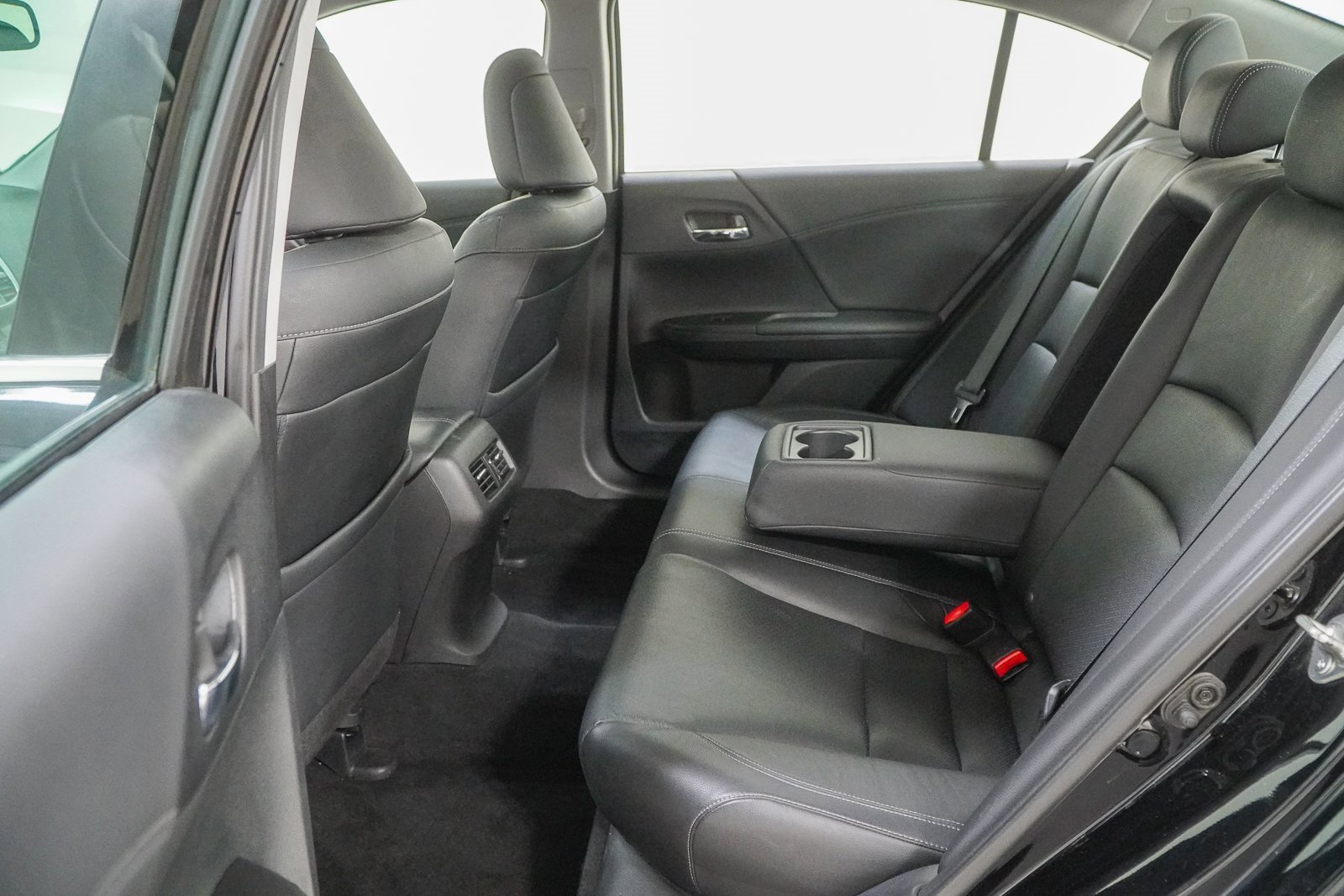 Used 2016 Honda Accord EX-L image 41