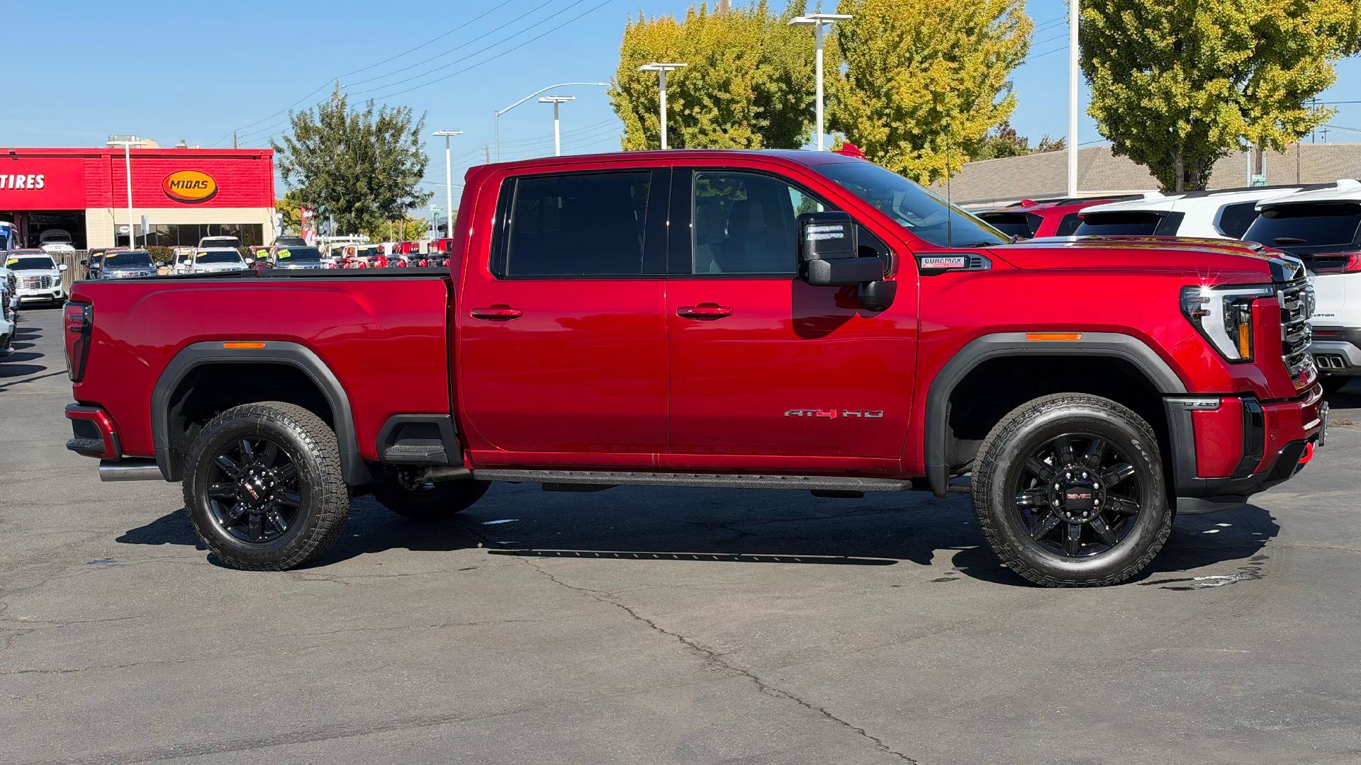 New 2026 GMC Sierra 2500 AT4 w/ AT4 Premium Plus Package AWD/4WD image 3