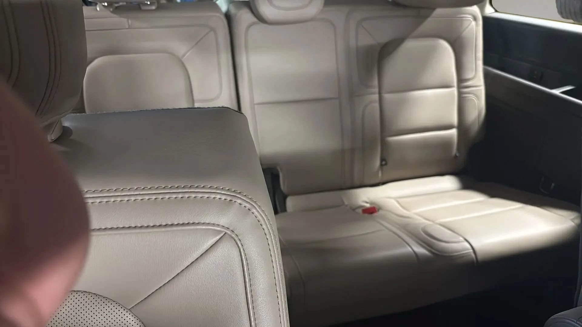 Used 2022 Lincoln Navigator 4WD image 36