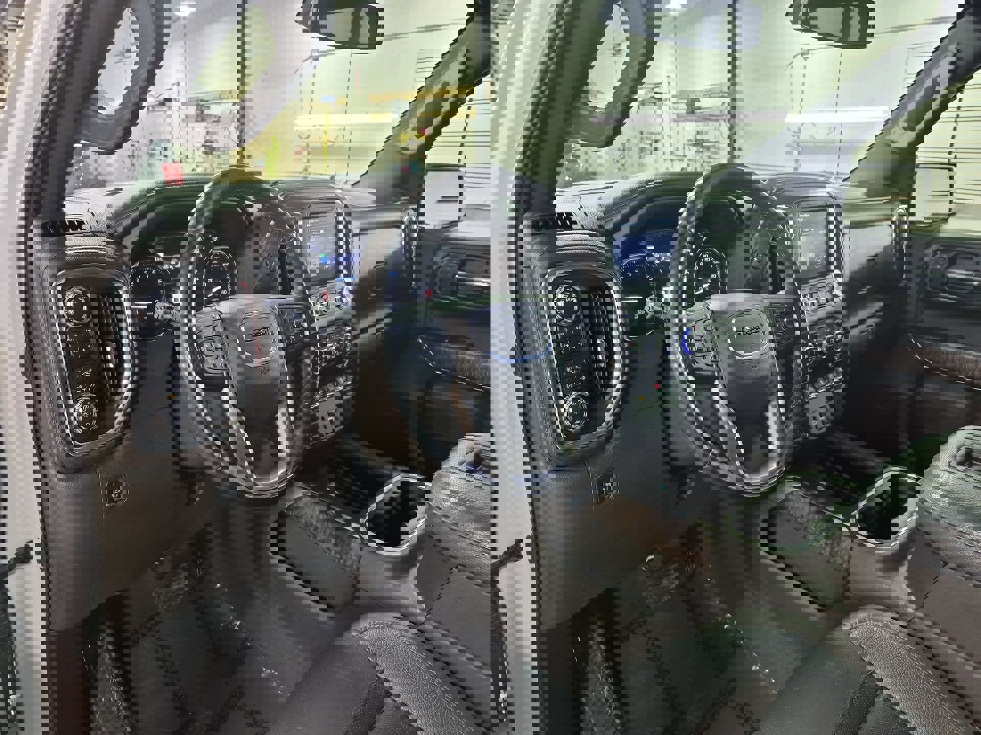 Certified 2022 GMC Sierra 1500 Denali w/ Denali Premium Package image 11