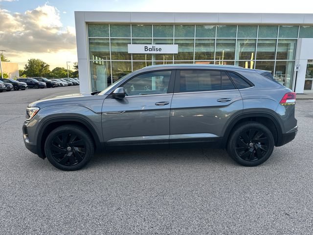 Certified 2024 Volkswagen Atlas Cross Sport SE w/ Panoramic Sunroof Package AWD/4WD image 5