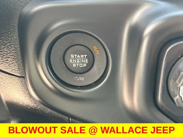 Certified 2019 Jeep Wrangler Unlimited Sahara w/ Quick Order Package 24M Moab AWD/4WD image 22