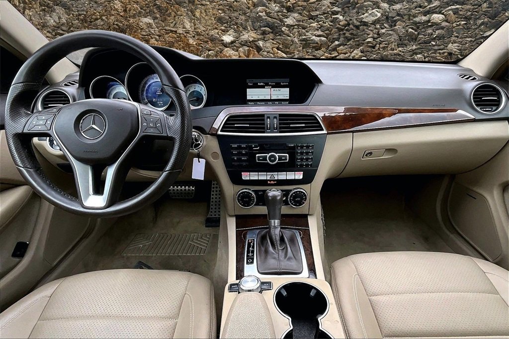 Used 2015 Mercedes-Benz C 250 Coupe image 13