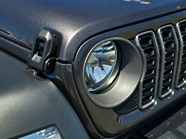 New 2026 Jeep Wrangler Sport AWD/4WD image 23
