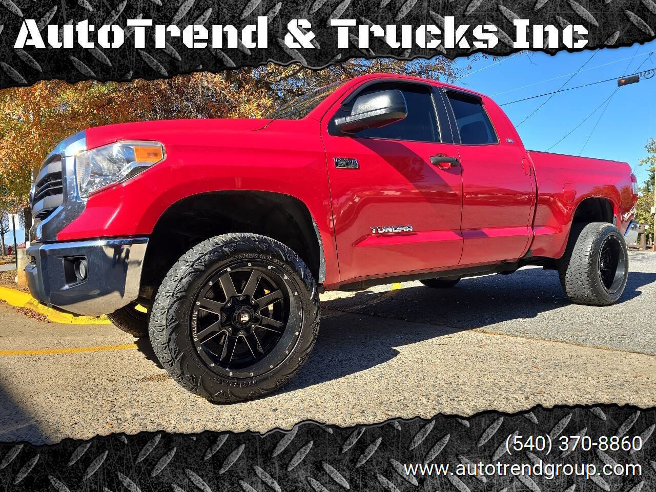 Used 2015 Toyota Tundra SR5 w/ TRD Off Road Package AWD/4WD image 52