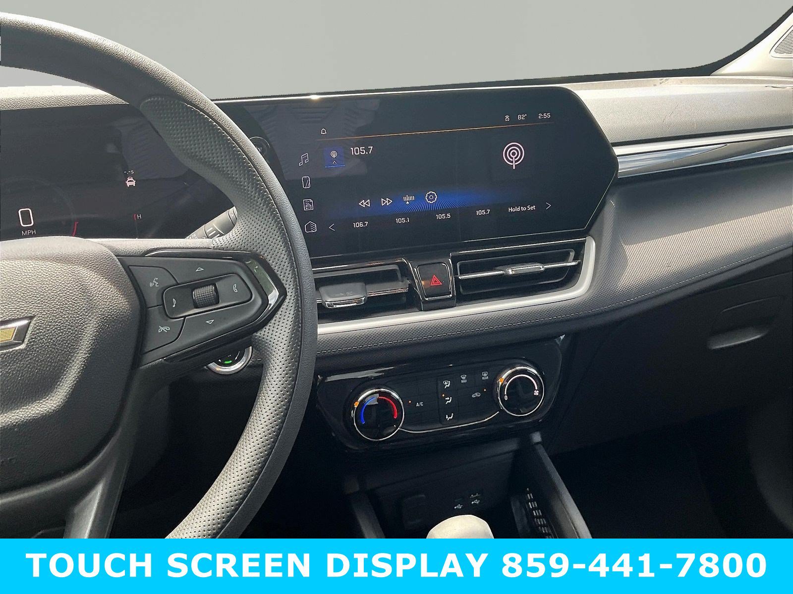 Used 2025 Chevrolet TrailBlazer LT FWD image 9