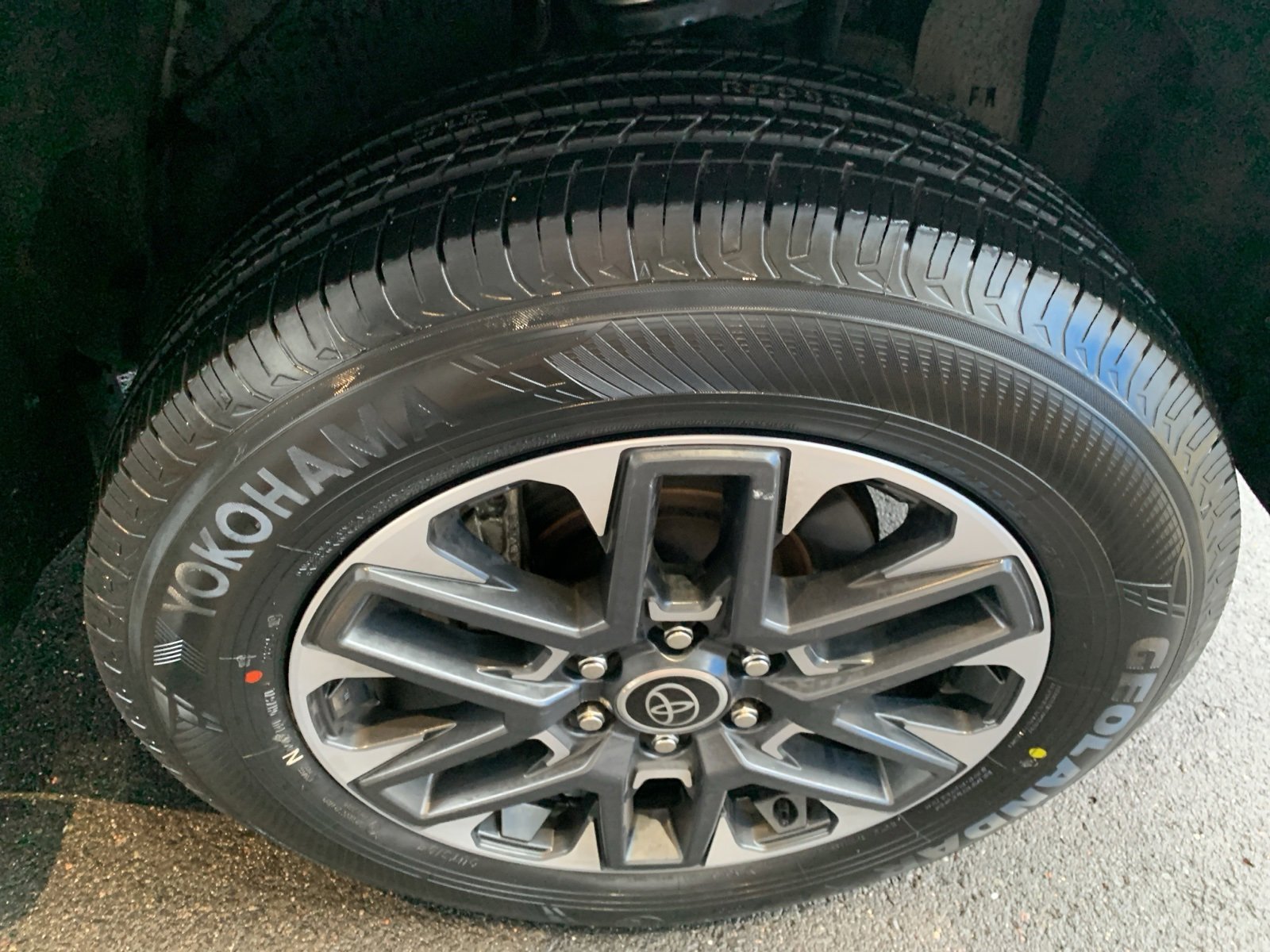 Used 2023 Toyota Tundra Limited image 12