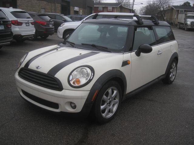 Used 2010 MINI Cooper Clubman Hardtop image 1