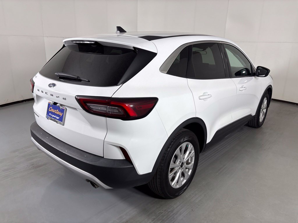 Used 2024 Ford Escape Active FWD image 8