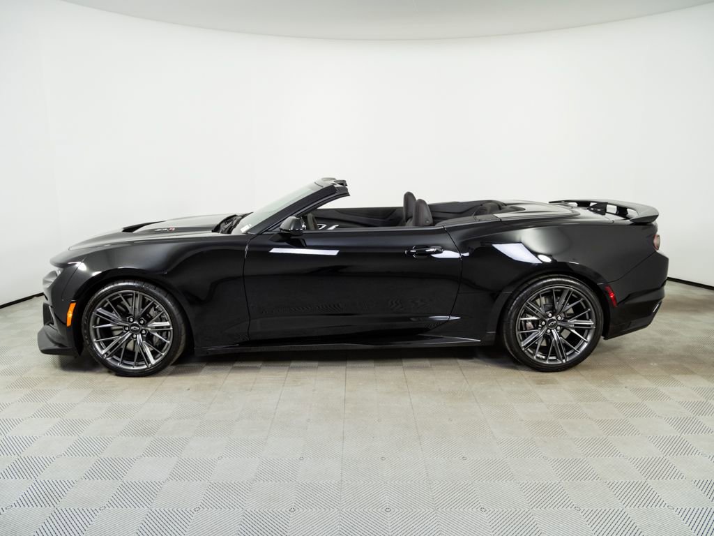 Used 2023 Chevrolet Camaro ZL1 RWD image 2
