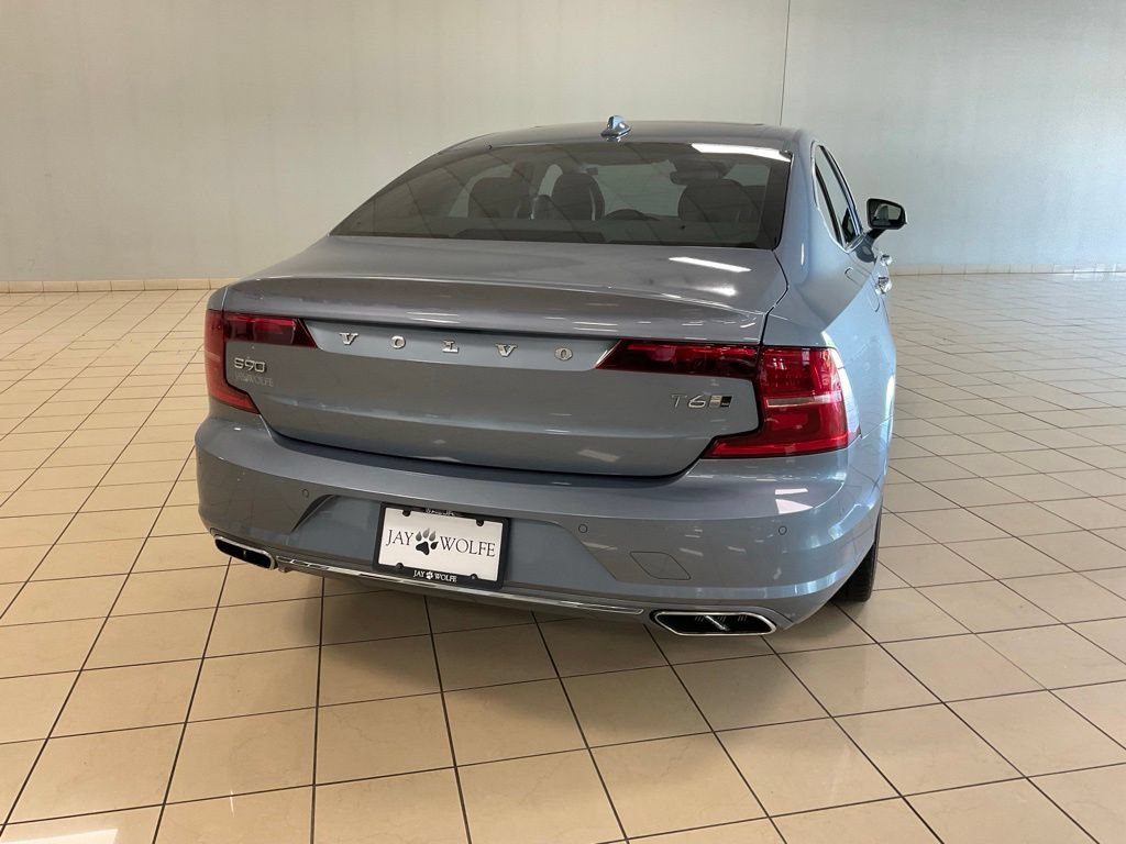 Used 2018 Volvo S90 T6 Inscription w/ Convenience Package AWD/4WD image 5