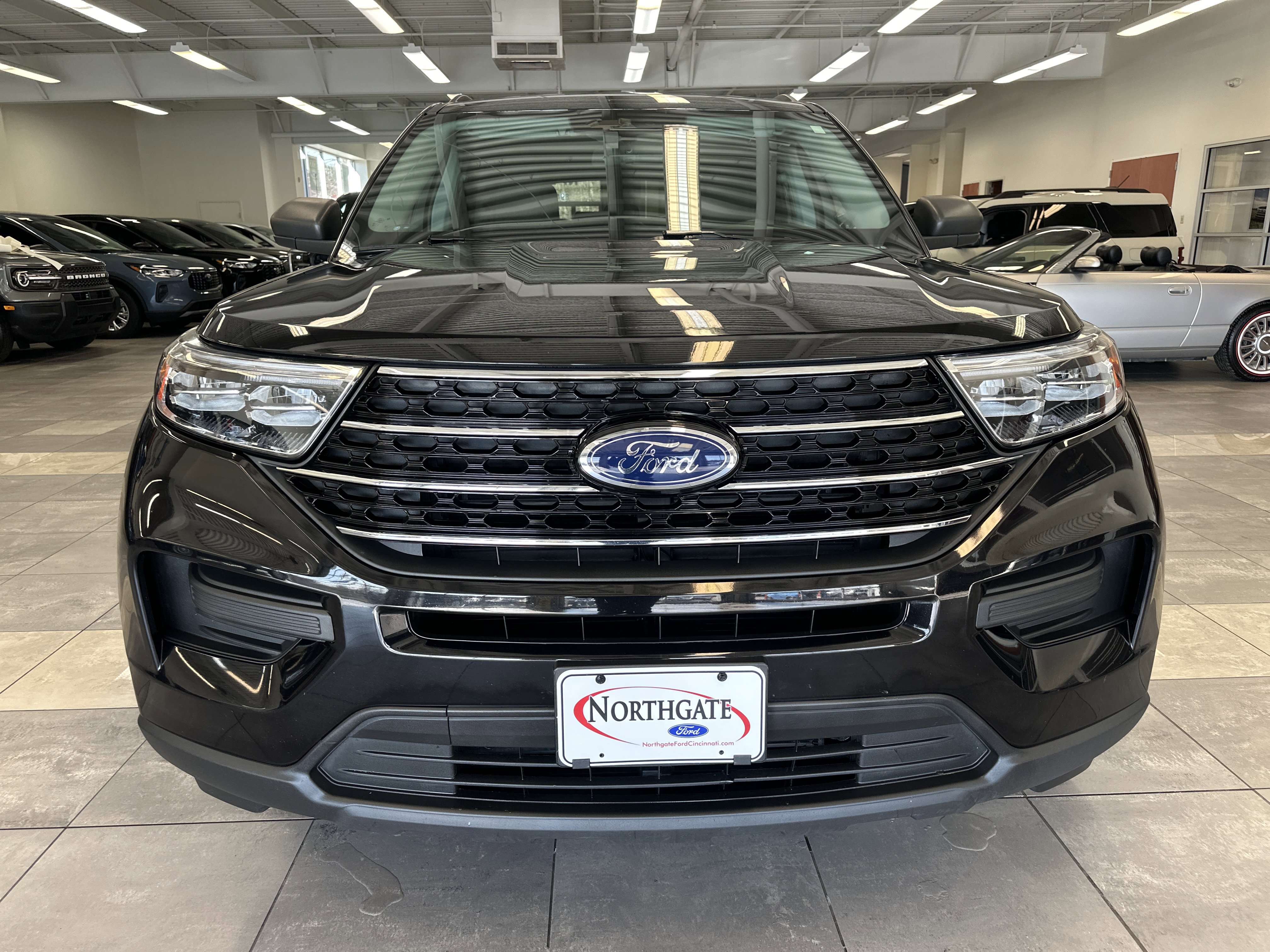 Used 2020 Ford Explorer XLT image 19