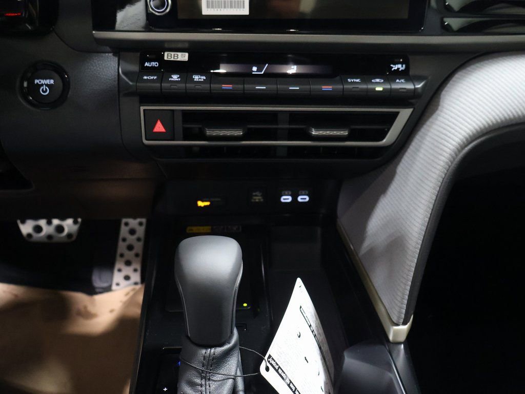 New 2026 Toyota Camry SE image 30