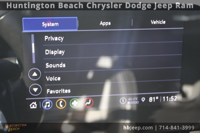 Used 2023 Chevrolet Corvette Stingray Convertible w/ Z51 Performance Package image 26